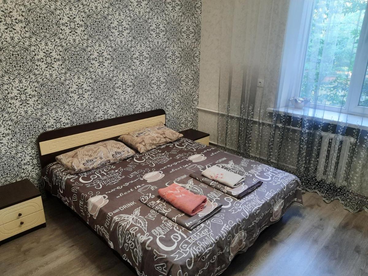 Apartment 2 Bed Rooms Near Aristokrat Zaporizhia Eksteriør billede