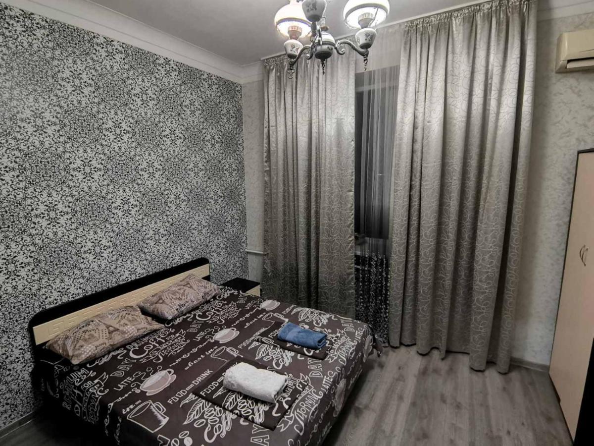 Apartment 2 Bed Rooms Near Aristokrat Zaporizhia Eksteriør billede